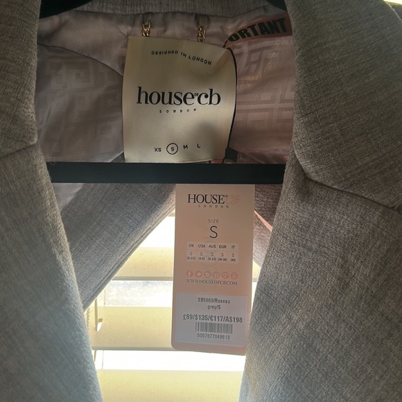 house of cb open back blazer - Picture 5 of 6